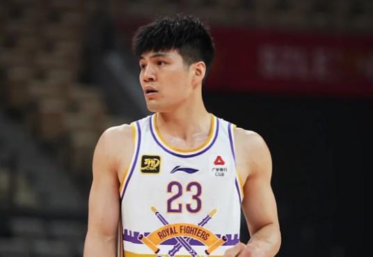 媒体人：广东北控广州三方交易，广州送焦泊乔得陈国豪签约权